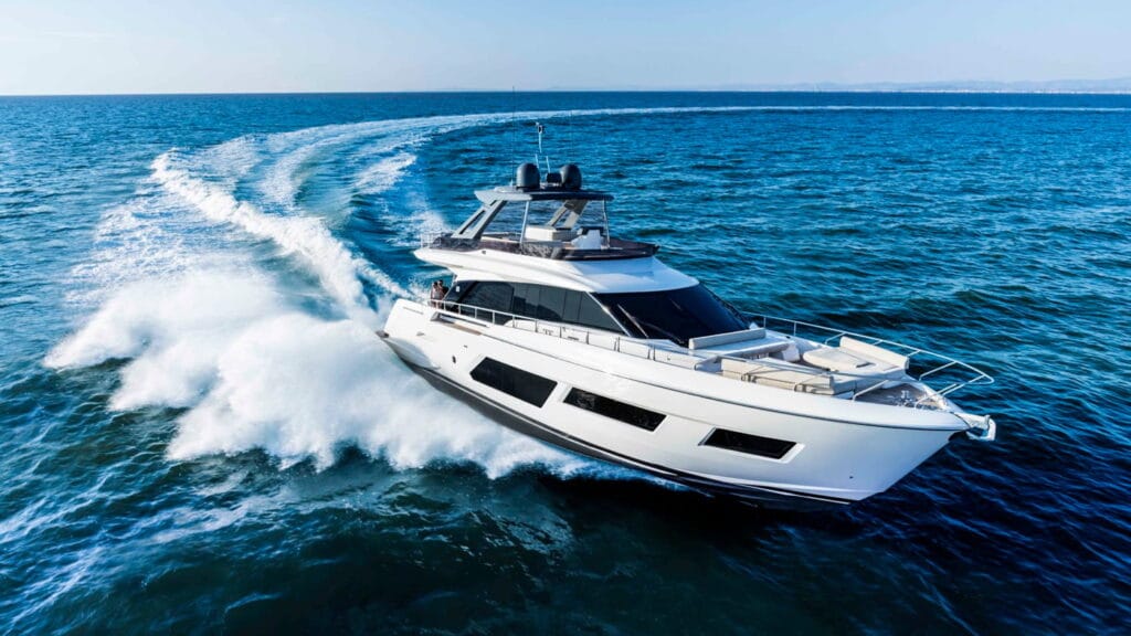 Ferretti-Yachts-670-exteriores-3