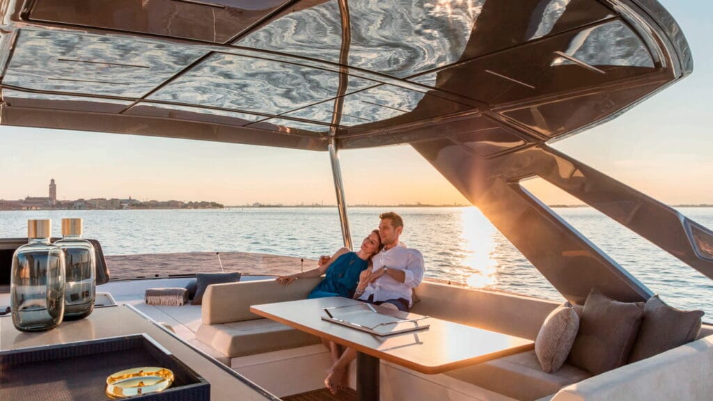 Ferretti-Yachts-670-exteriores-6