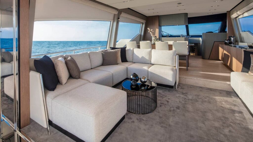 Ferretti-Yachts-720-interiores-1