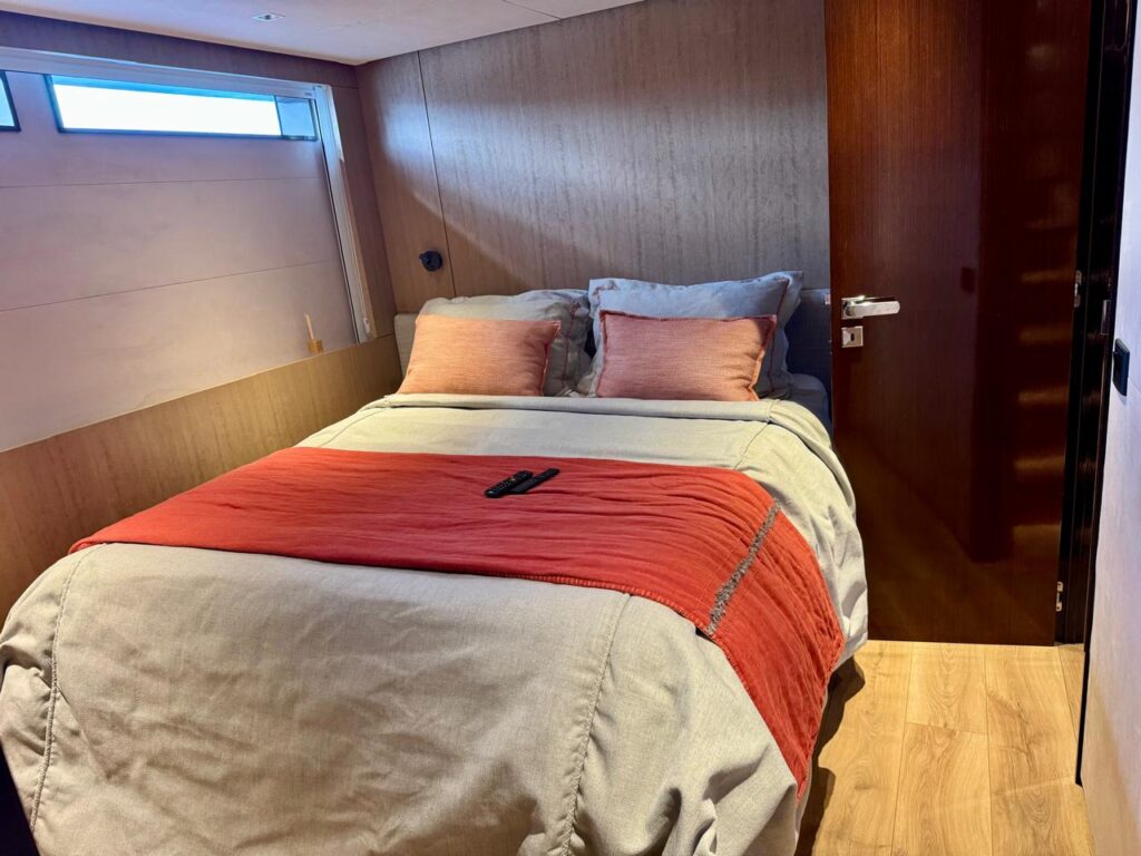 suite lower 1 igual